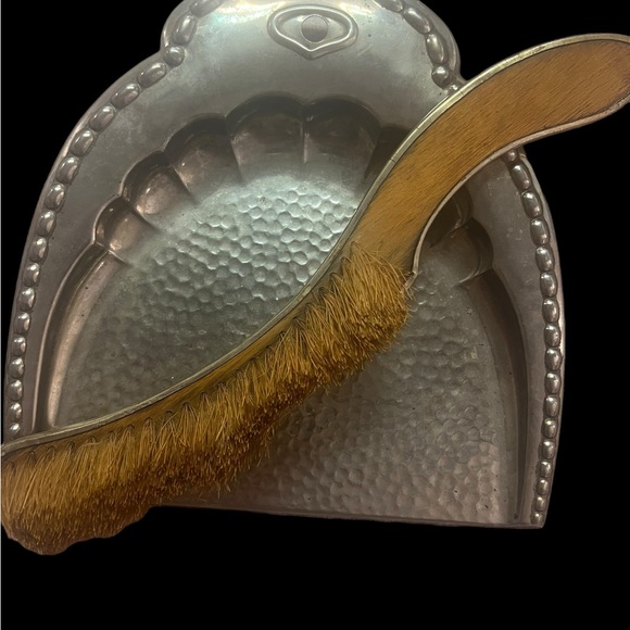 Vintage Metal set, table broom and crumb-dust pan - Picture 2 of 12